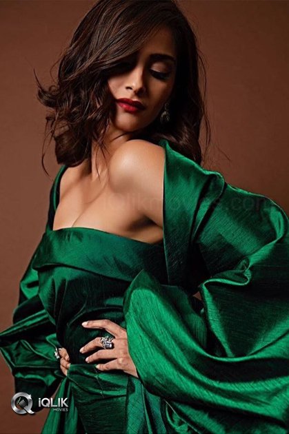 Sonam-Kapoor